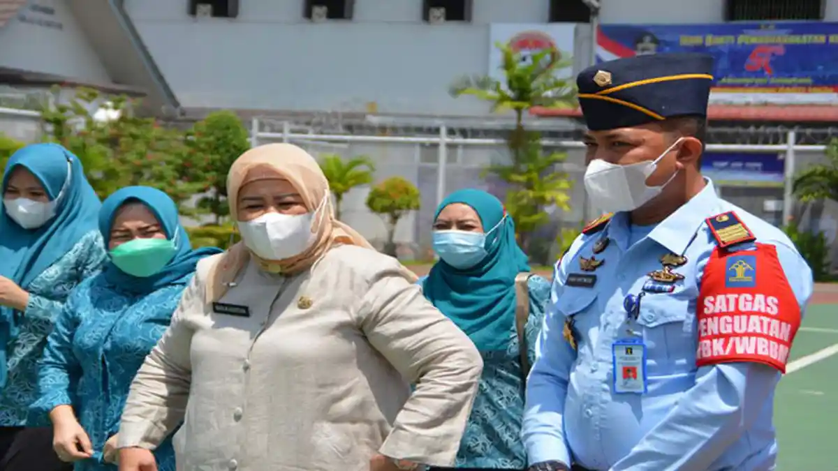 Wagub Kepri Marlin Tinjau Vaksinasi Covid-19 di Dua Lapas Batam: Ini Ikhtiar Bersama