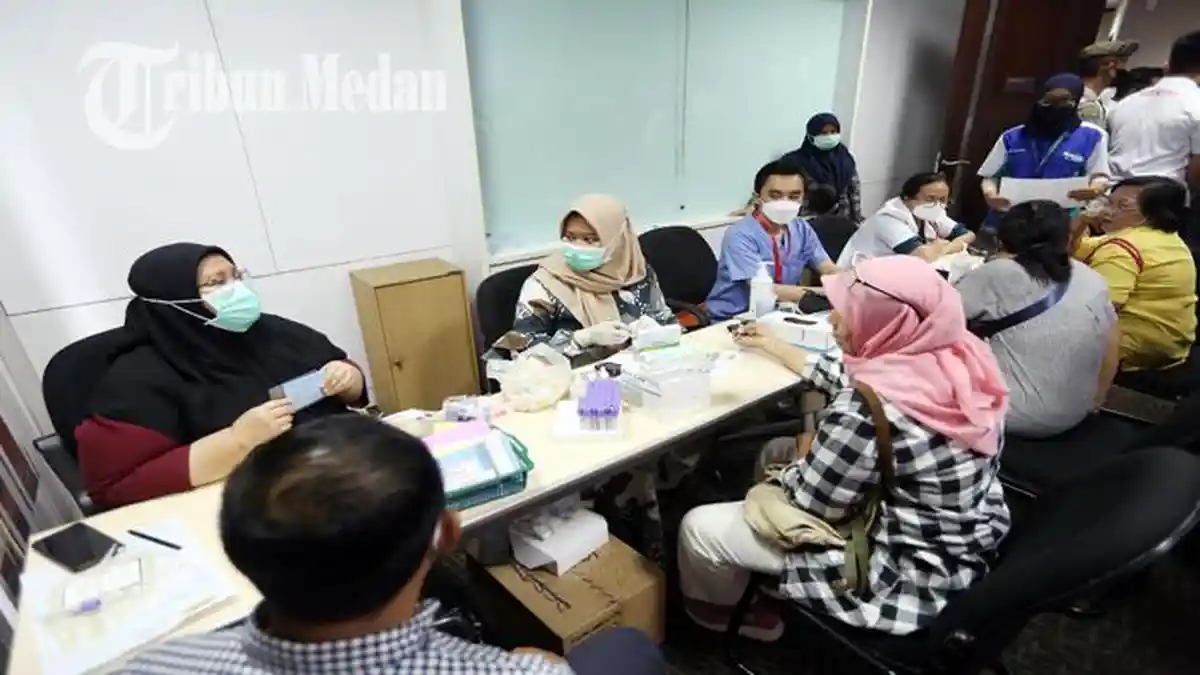 Berita Foto: Serahkan Paket Donasi kepada 203 Keluarga Stunting, XL Axiata Siap Jadi Bapak Asuh - 26102022_DONOR-DARAH_ABDAN-SYAKURO-5.jpg