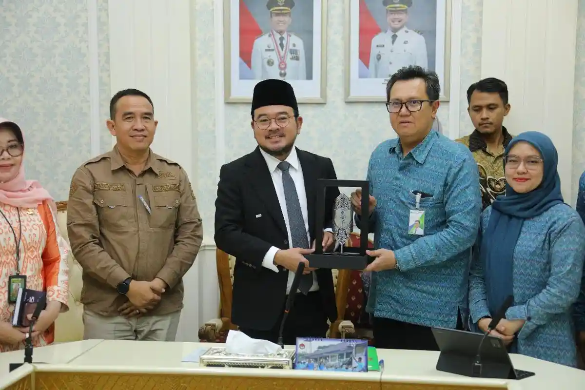 Sembilan Penerima Santunan BPJS Ketenagakerjaan di Lingkungan Pemkot Palembang