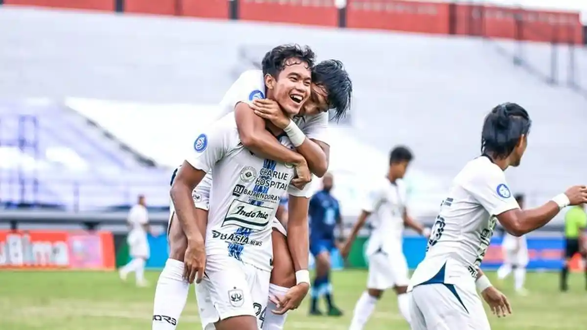 Babak Pertama Persela Lamongan Vs PSIS Semarang, Mahesa Jenar Unggul dengan Skor 2-1