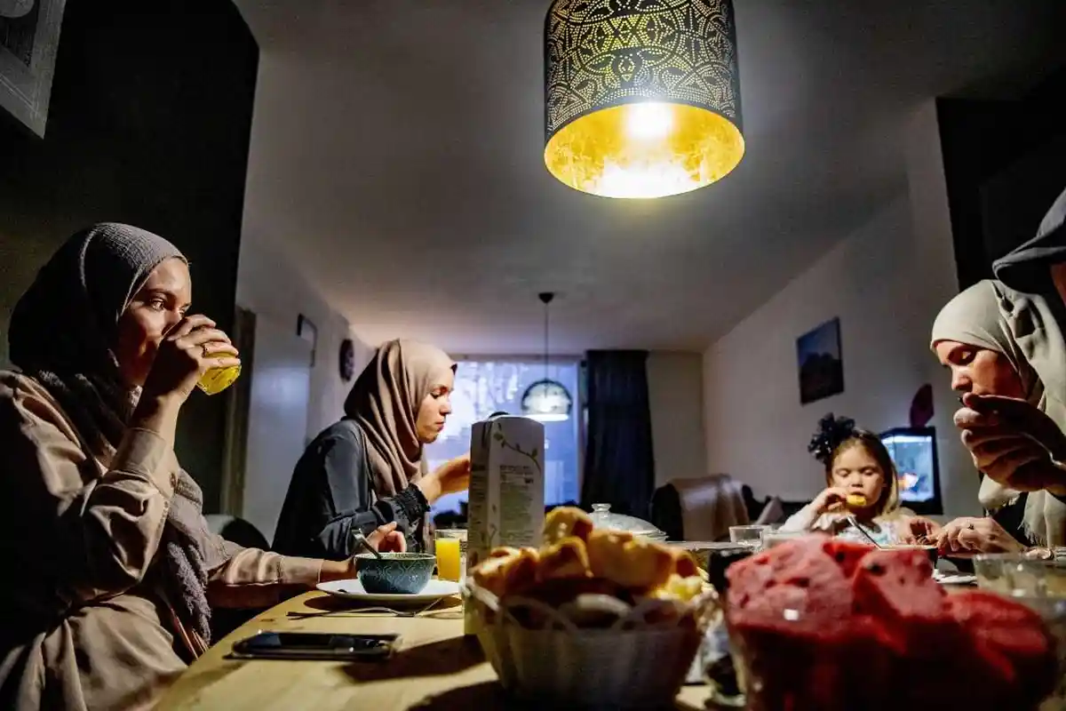 Bacaan Niat Puasa saat Sahur Ramadhan , Puasa Bisa Tidak Sah Jika Tidak Dibaca