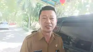 Kepala-Dinas-Pendidikan-Manado-Steven-Tumiwa.jpg