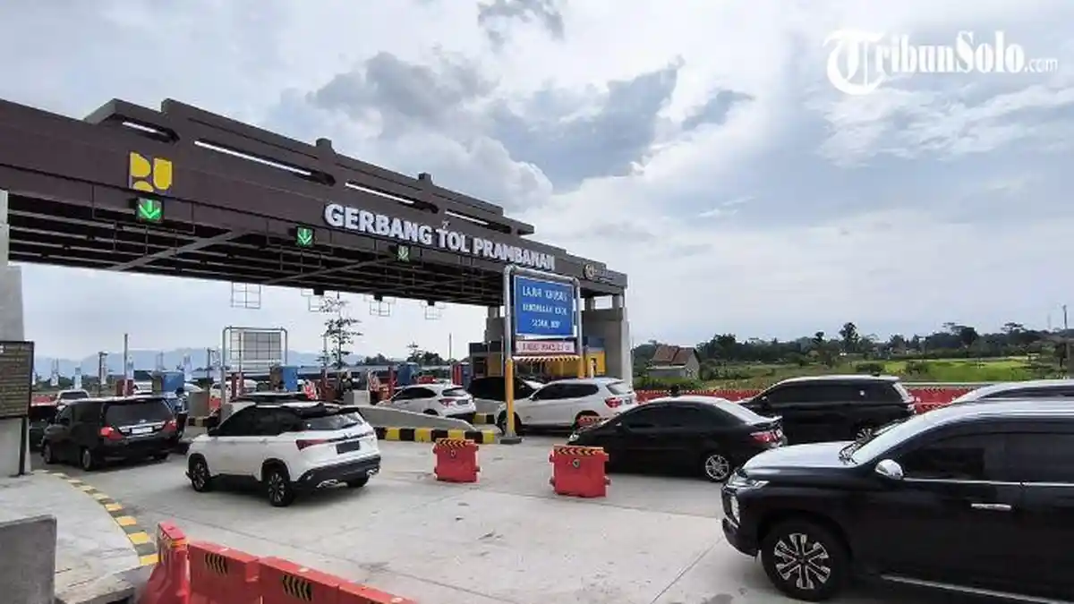 Sempat Tembus 20 Ribu Kendaraan, Arus Kendaraan di GT Prambanan Klaten Menurun