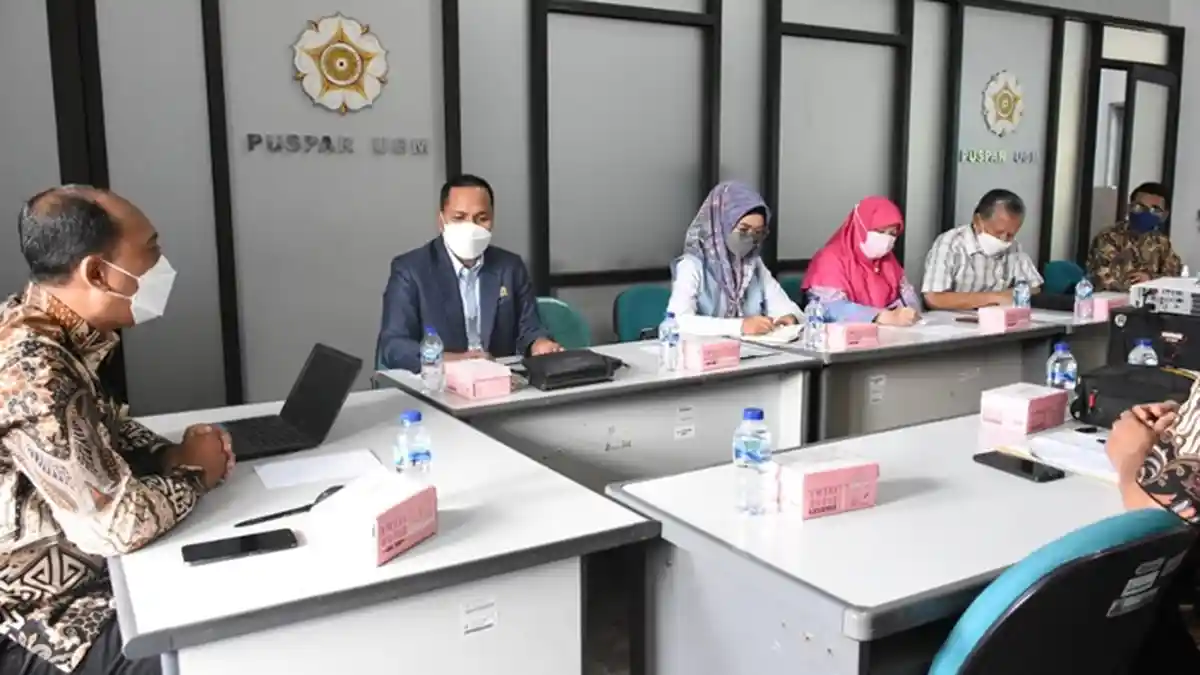 Tim Perdalam Materi Raperda Rippar Kaltim, Pansus Kunjungi Puspar UGM dan Dispar Yogyakarta