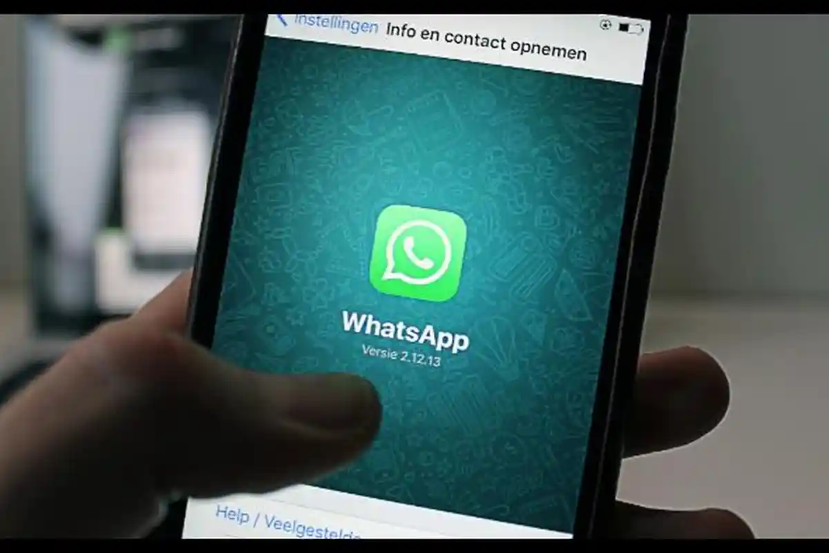 Jangan Klik Sembarangan! Kenali Modus Baru Pembobolan m-Banking Lewat WhatsApp