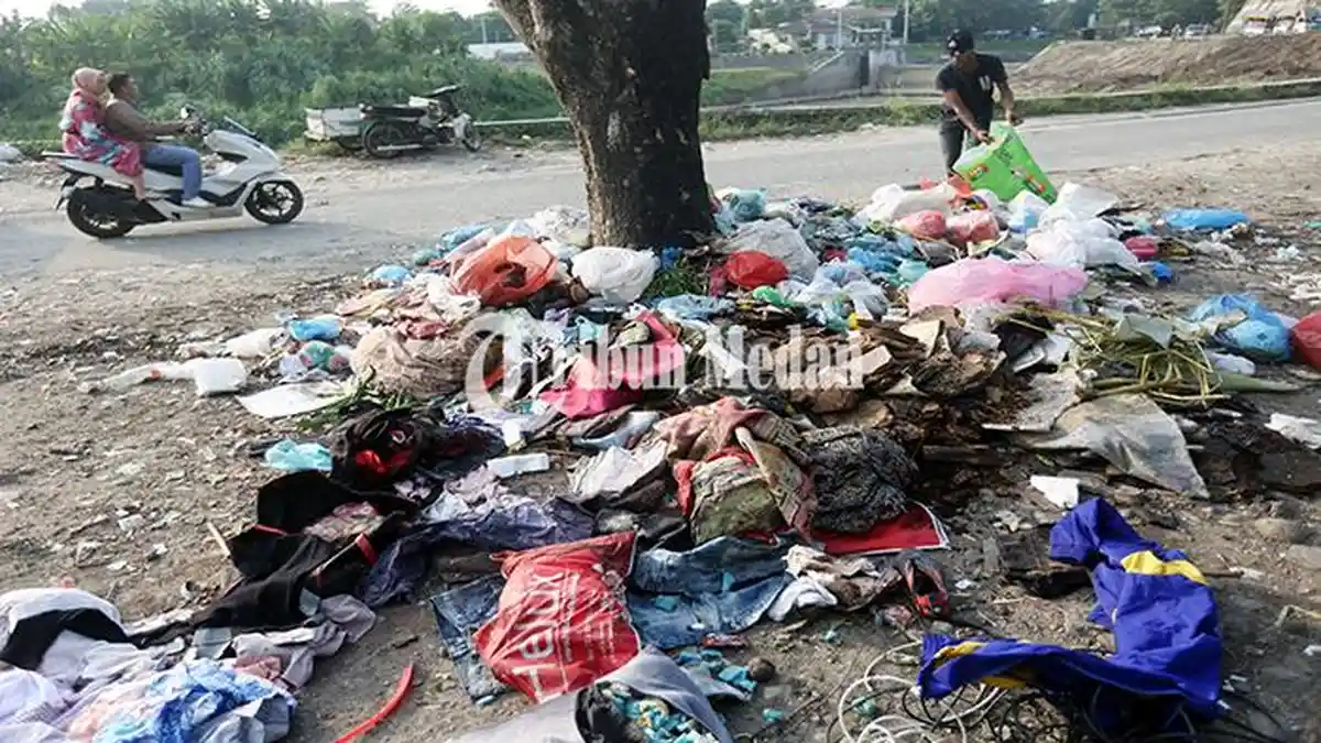 Berita Foto: INI Kata Kadis DLH, Heboh Retribusi Sampah Naik Berkali Lipat di Kota Medan - 28042024_RETRIBUSI-SAMPAH_ABDAN-SYAKURO-1.jpg