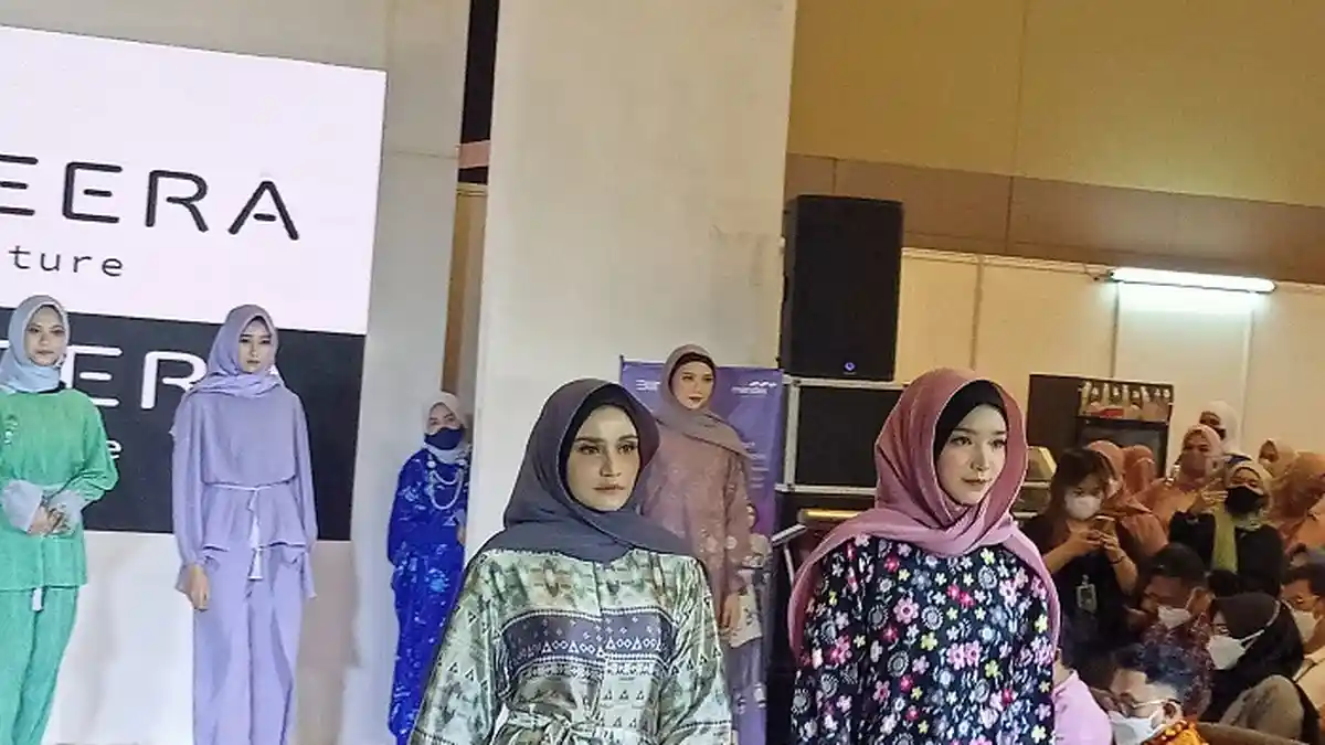 50 Peserta Ramaikan Trend Hijab Expo di Claro Makassar