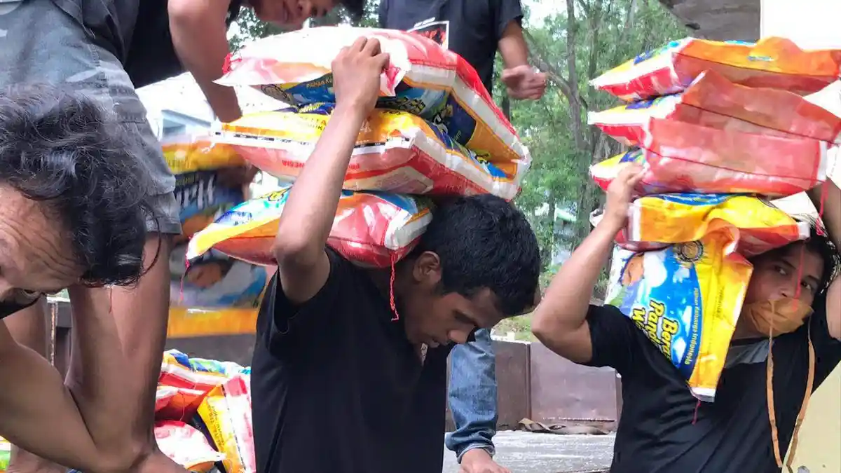 Kelurahan Patam Lestari Sekupang Terima 4.900 Paket Sembako Gratis Tahap II, Isi Juga Lebih Banyak