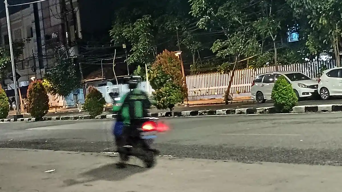 Mahasiswi Keperawatan Surabaya Ditodong Pistol saat Pulang Kuliah, Dompet Dirampas
