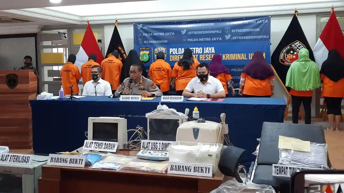 Polisi Menggelar Rekonstruksi Kasus Klinik Aborsi Ilegal di Jalan Percetakan Negara Siang Ini