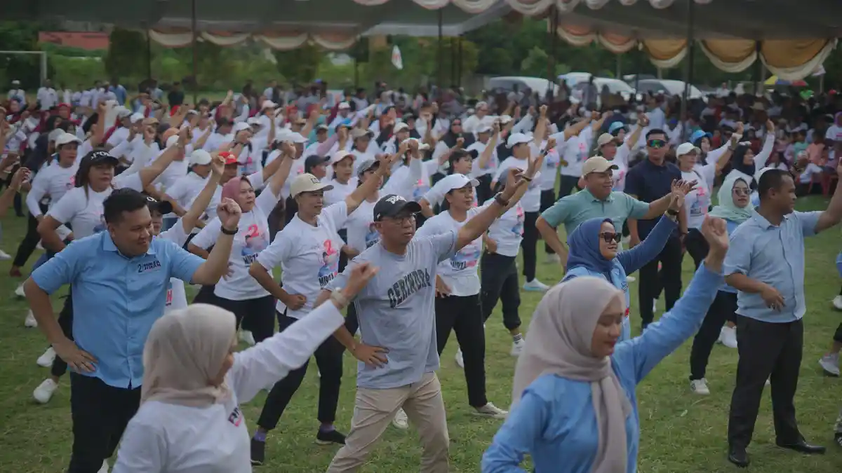 Arinal dan Mirza Gelar Senam Bersama di Kampanye Hari Terakhir - Mirza-Kampanye-di-Lamtim.jpg