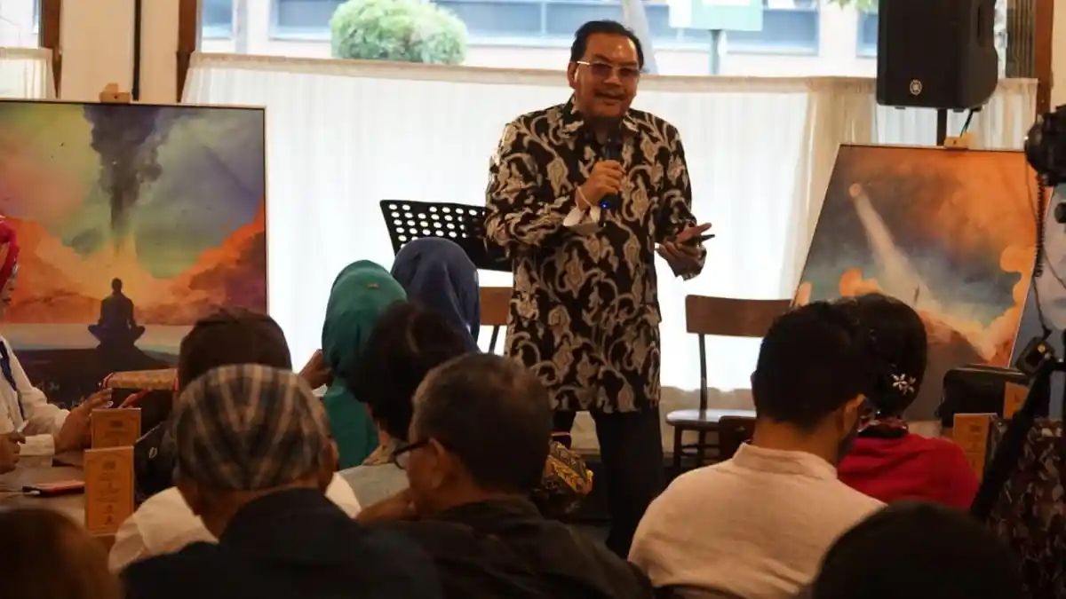 Denny JA Nilai Membatasi Usia Capres Adalah Kesalahan  