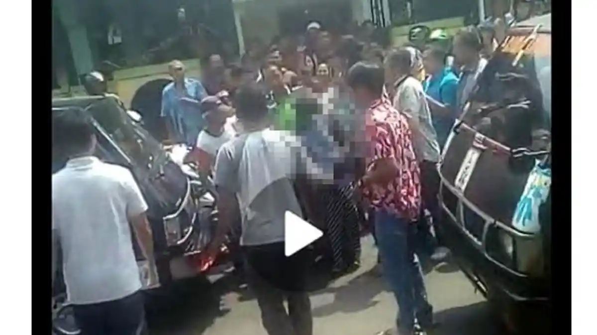 Sepasang Mahasiswa Berbuat Asusila di Masjid Jelang Jumatan Terrekam CCTV