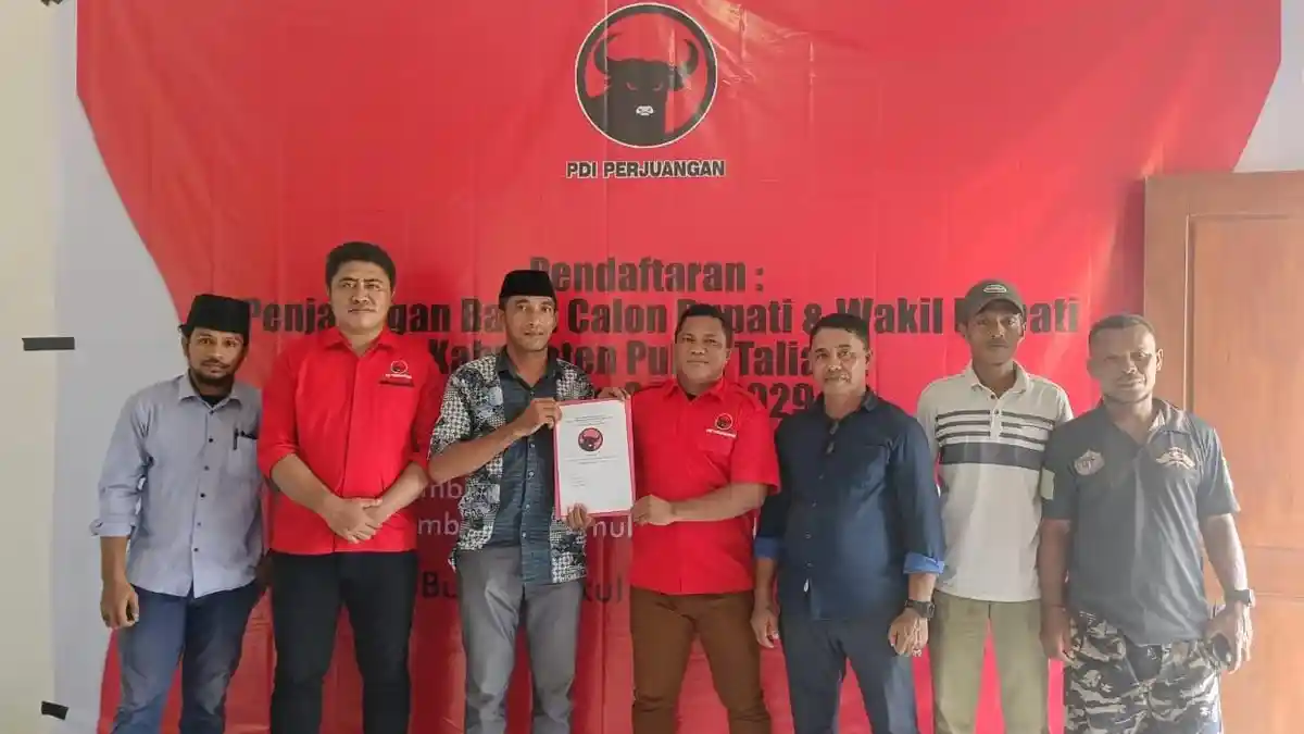 Siap Tarung di Pilkada, Mislan Syarif Ambil Formulir Calon Bupati di PDI-P Taliabu Maluku Utara
