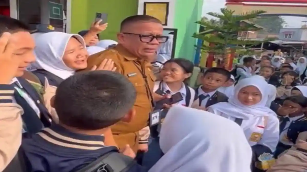 Pengakuan Roni, Kepsek di Prabumulih Viral usai Dicopot, Legawa Dimutasi Jadi Guru Biasa