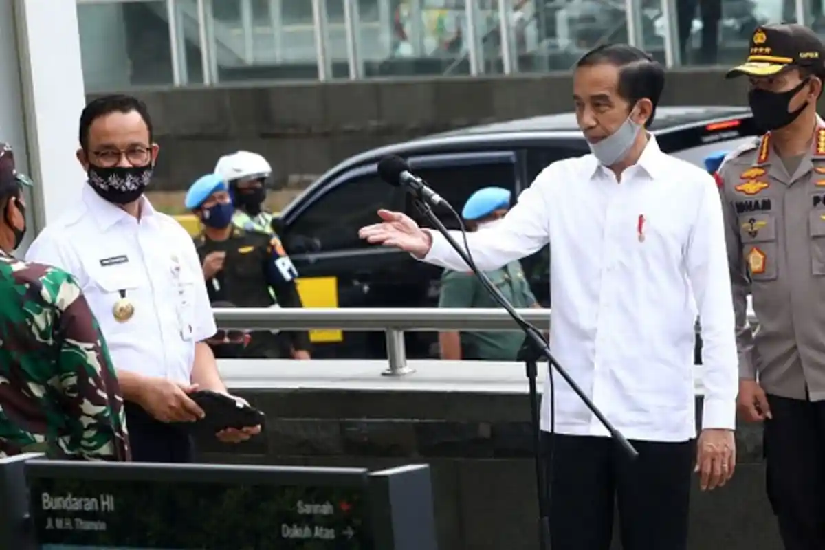 Pantau Kesiapan New Normal, Jokowi & Anies Baswedan Datangi Stasiun MRT Bundaran HI dan Mall Bekasi