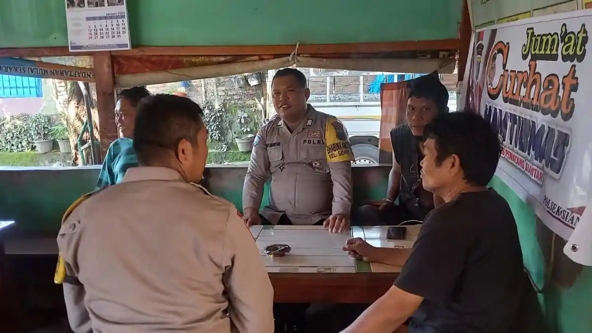 Polsek Siantar Timur Gelar Jum'at Curhat Kamtibmas di Kelurahan Siopat Suh