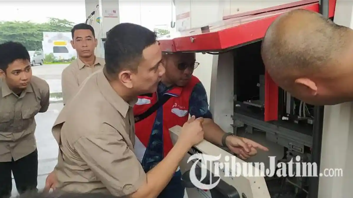 Antisipasi Kecurangan Takaran Pembelian, Tipidter Polda Jatim Sidak 2 SPBU di Tol Surabaya-Mojokerto