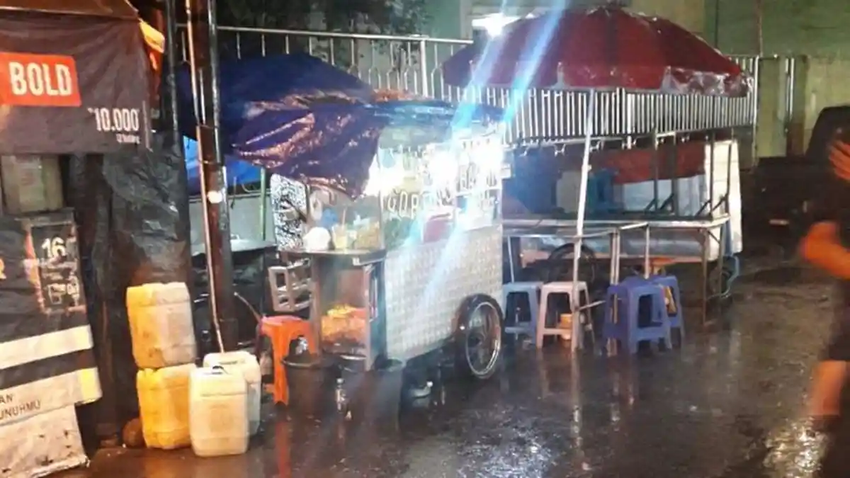 Lagi-lagi Pengunjung Dikejutkan Harga Makanan Mahal di PKL Jogja, 'Kebangetan Penjualnya'