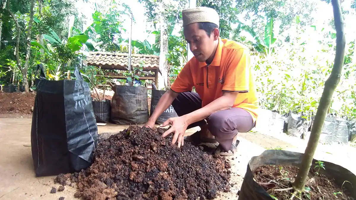 Owner Kampoeng Agro Edukasi Muria Tawarkan Ngabuburit Tanam Buah dalam Pot