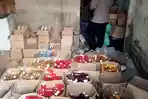 Dalam-operasi-KRYD-yang-digelar-Selasa-262026-polisi-menyita-total-1022-botol.jpg
