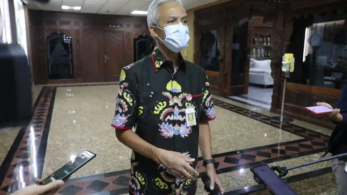 Mobilitas Warga Jateng Turun 17 Persen, Gubernur Ganjar: Targetnya 30 Persen Selama PPKM Darurat