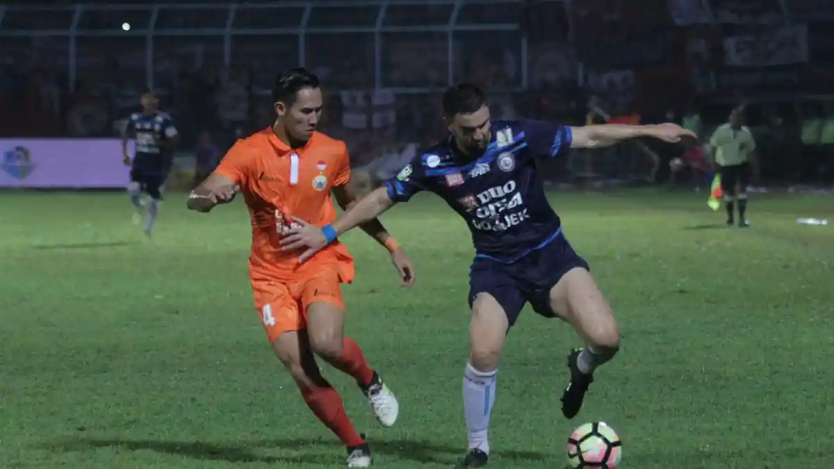 Setelah Pertahankan Atayev, Singo Edan Buru 3 Pemain Asing