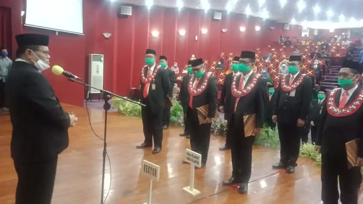 Rektor UNM Lantik Wakil Rektor Periode 2, Ada 3 Nama dari 4 Wakil yang Berubah, Siapa Saja Mereka?