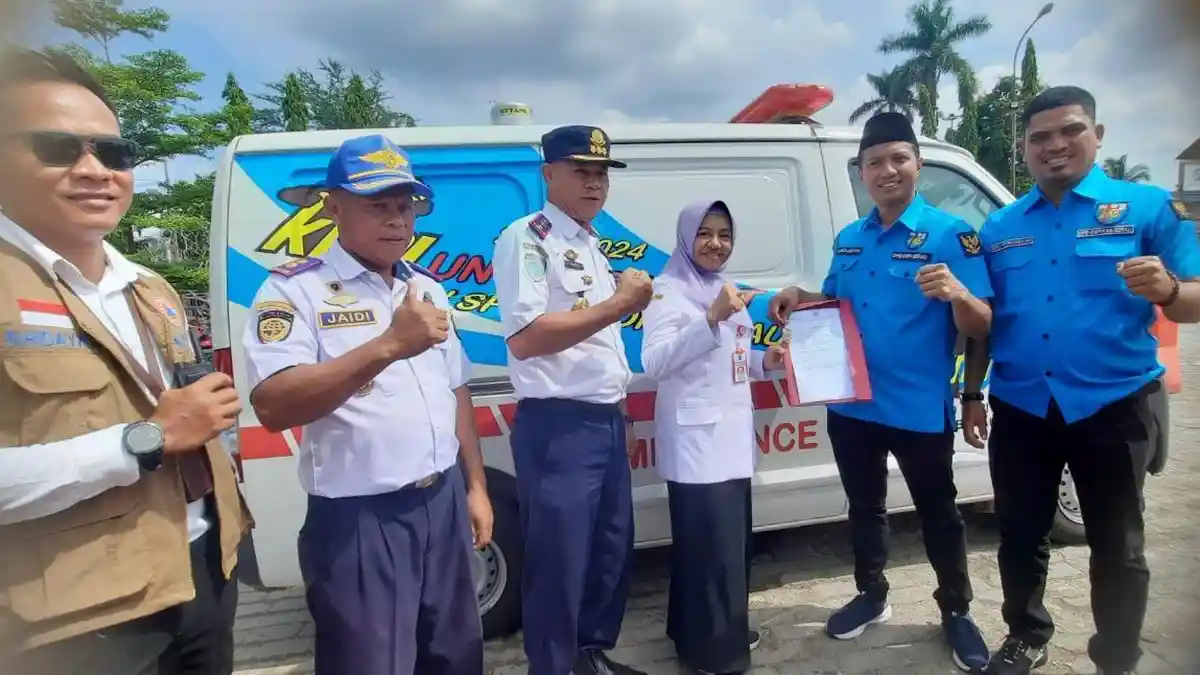 DPD KNPI Berau Pinjamkan Satu Unit Ambulans di Dermaga Sanggam, untuk Masyarakat Emergency