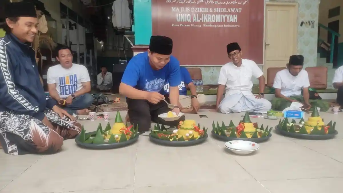 Bukan Konvoi, Ini Aksi Terpuji Viking Distrik Indramayu Rayakan Back to Back Juara Persib Bandung