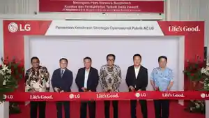 PABRIK-BARU-LG-James-Lee-President-of-the-LG-ES-Company-bersa.jpg