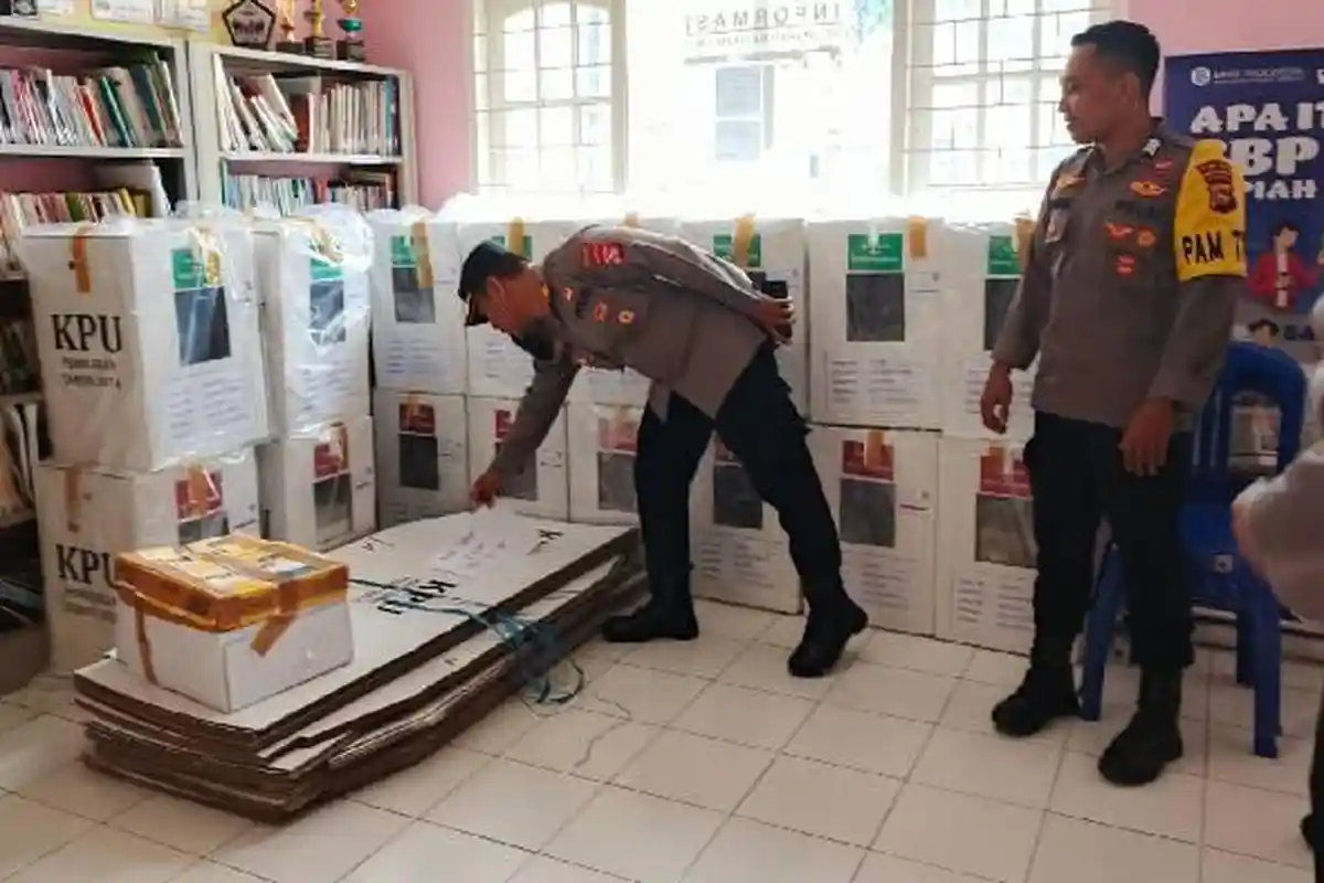 Polsek Mataram Cek Seluruh Kantor Lurah di Kecamatan Mataram untuk Pastikan Logistik Pilkada Aman
