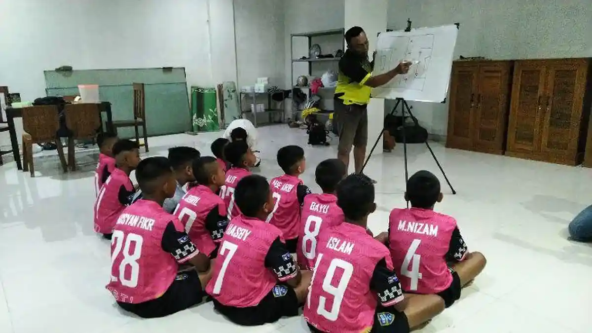 Targetkan Juara, 16 Pemain ASTI Kudus Berlaga dalam Turnamen GEAS di Jakarta