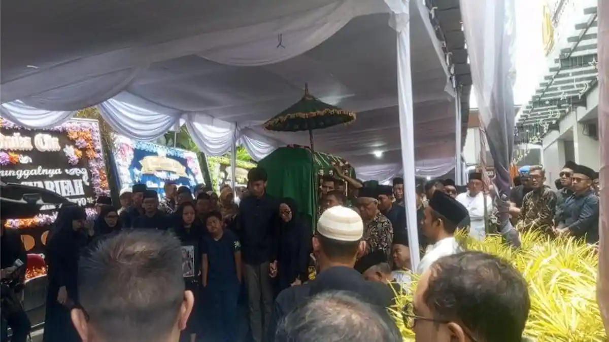 Jenazah Istri Bos Rokok HS Akan Dimakamkan di Makam Muslim Tajem