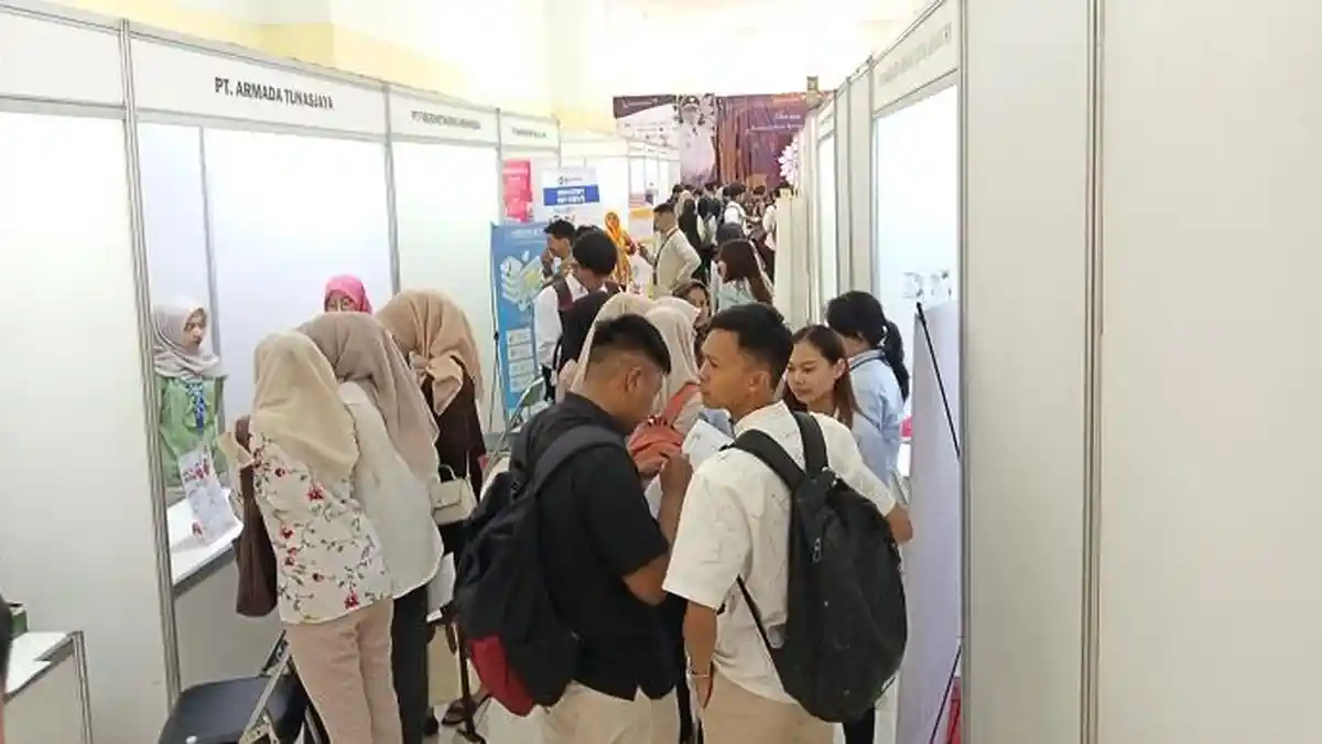 Lelah Kirim Lamaran Kerja dan Wawancara Sampai Menyerah