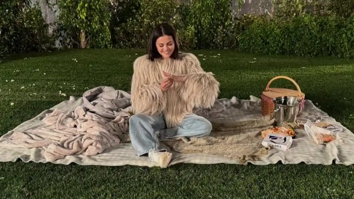 Diderita oleh Selena Gomez, Lupus Bisa Diidap Siapa Saja, Ketahui Faktor Risikonya