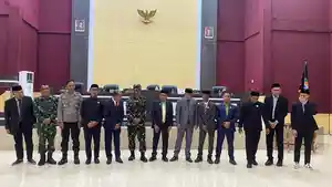 gkayu-Yaumil-Ambo-Djiw.jpg