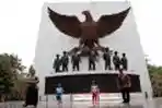 Monumen Pancasila Sakti Lubang Buaya