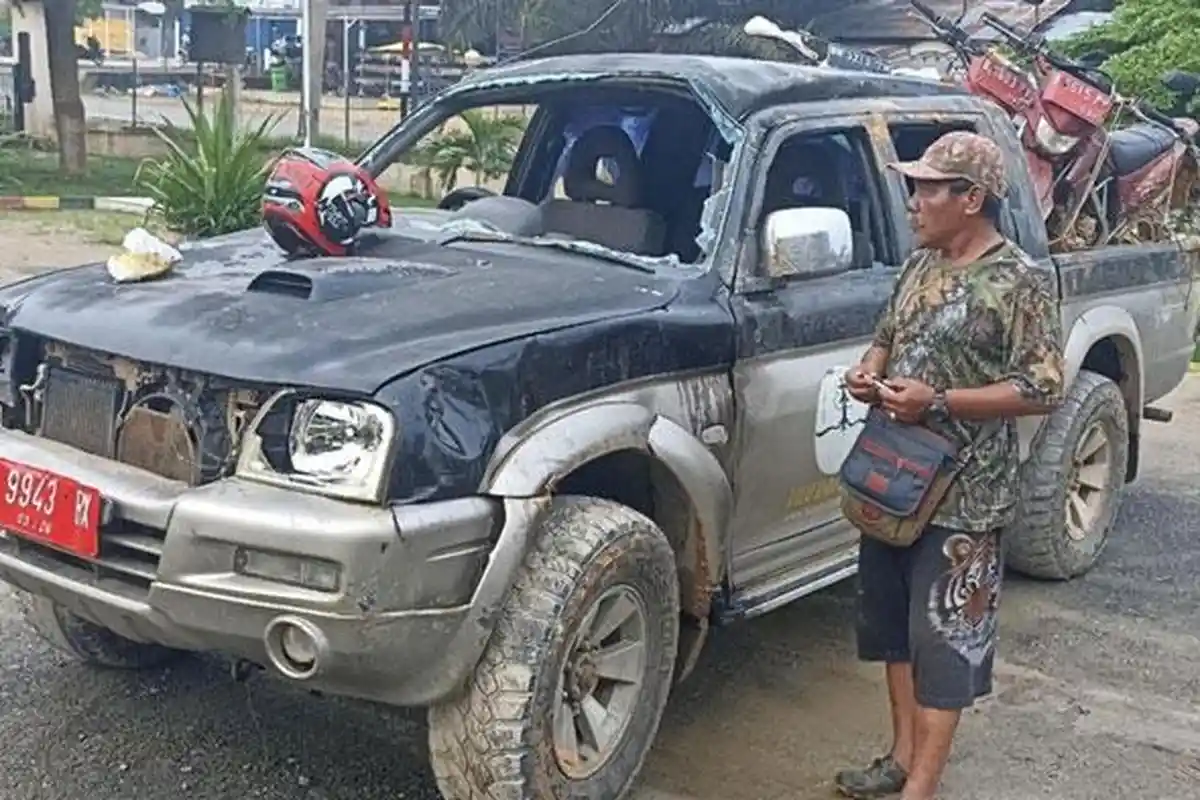 Massa Rusak Kantor BKSDA dan FZS di Tanjab Barat, Mess dan Kendaraan Hancur