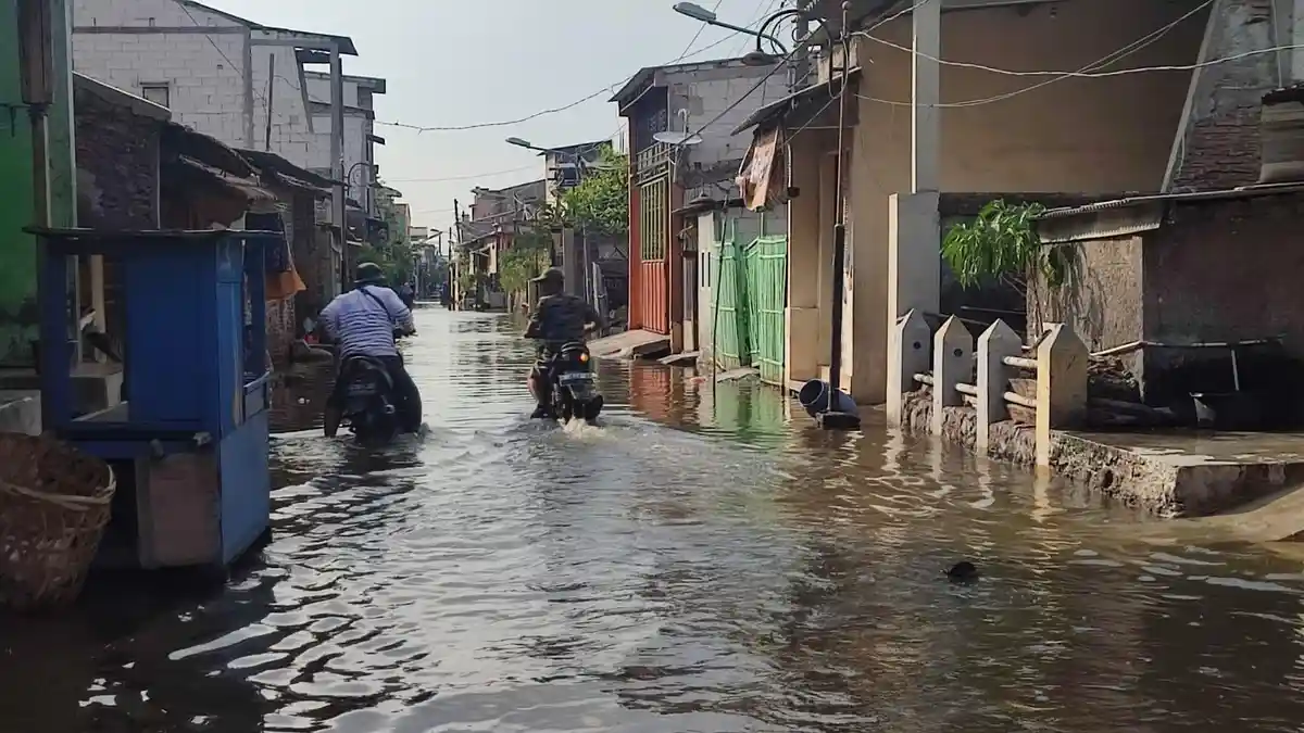 Peringatan Dini BMKG: Awas di Pesisir Utara Jateng, Ada Potensi Banjir Rob Hingga 13 November 2024
