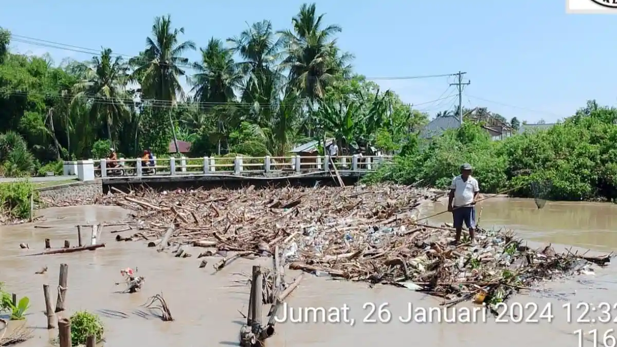 Lima Kecamatan Diterjang Banjir, Kini Hujan Masih Mengguyur Pidie