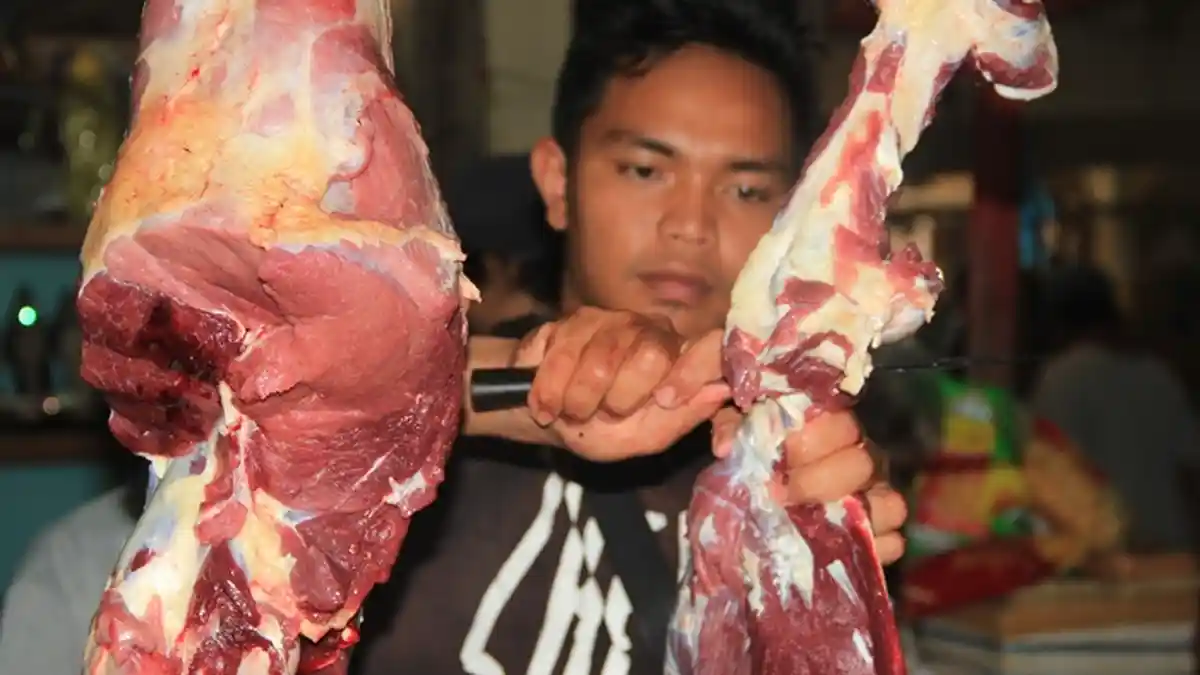 Luar Biasa. . . 2 Jam, 400 Kg Daging Sapi Seharga Rp 80.000 per Kg Ludes!
