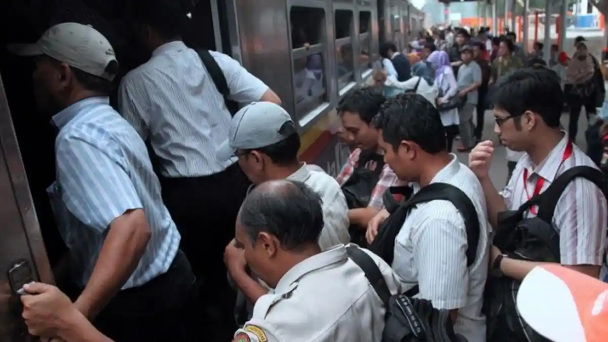 PT KAI Beri Diskon 40 Persen untuk Penumpang di Tahun 2018, Apa Saja Syaratnya?