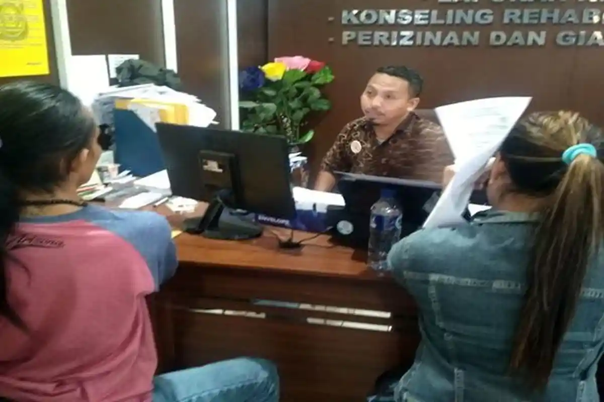 Motor dan Uang Rp 2 Juta Wanita di Palembang Ini Digelapkan Teman Dekat. Begini Modusnya