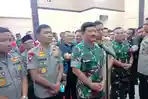 panglima-tni-dan-kapolri-saat-kunjungan-kerja-di-manado-sulut.jpg