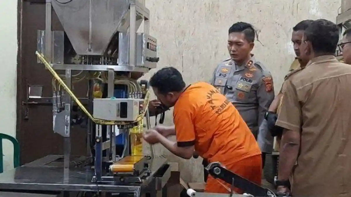 HATI-HATI Minyakita Palsu Ditemukan Lagi, Produsen Kemas Minyak Curah, Distribusi Sampai Kalimantan