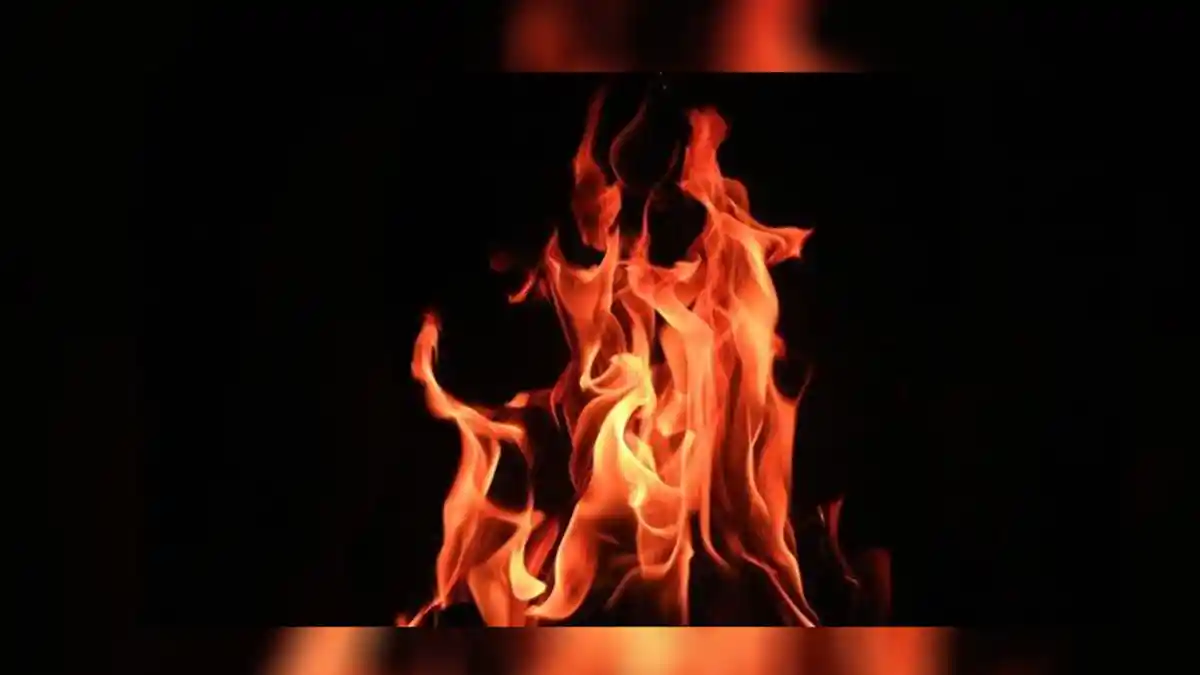 Ditemukan Jasad Pria Terbakar Dalam Mobil, Hanya Seorang Diri