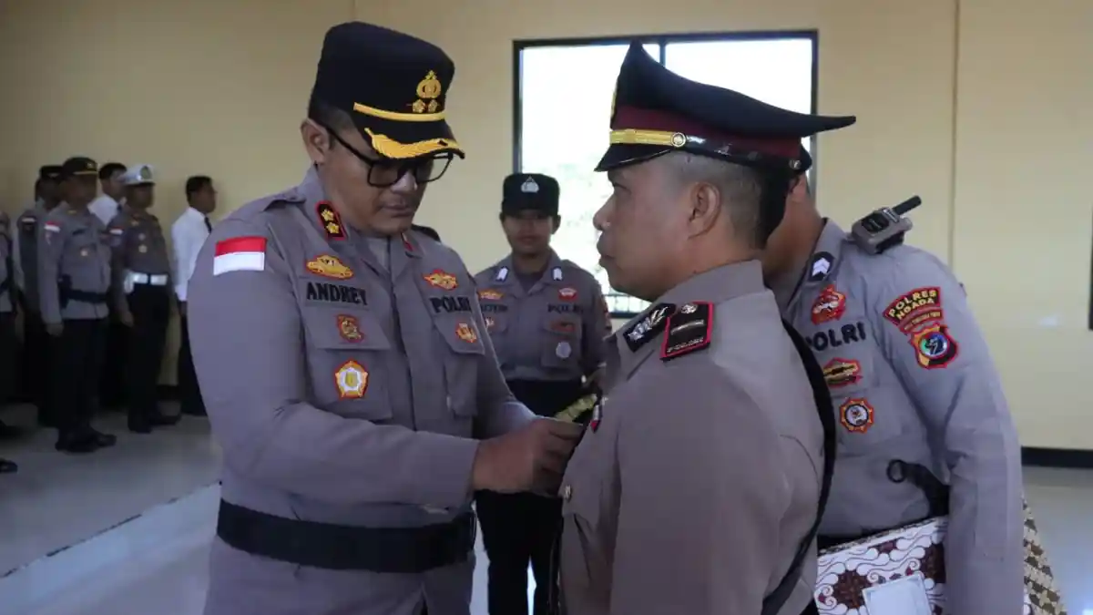 Kapolres Ngada Gelar Sertijab Kapolsek Riung dan Aimere