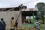 Lima Rumah dan Satu Kandang Ayam di Belu Rusak Diterjang Angin Kencang