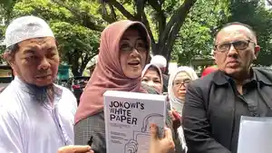 Dokter-Tifa-alias-Tifauzia-Tyassuma-memenuhi-panggilan-penyidik-Polda-Metro-Jaya.jpg